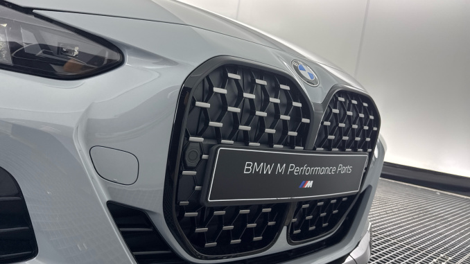 BMW 4 Series 420i M Sport 2dr Step Auto [Pro Pack] Petrol Coupe - Image 23